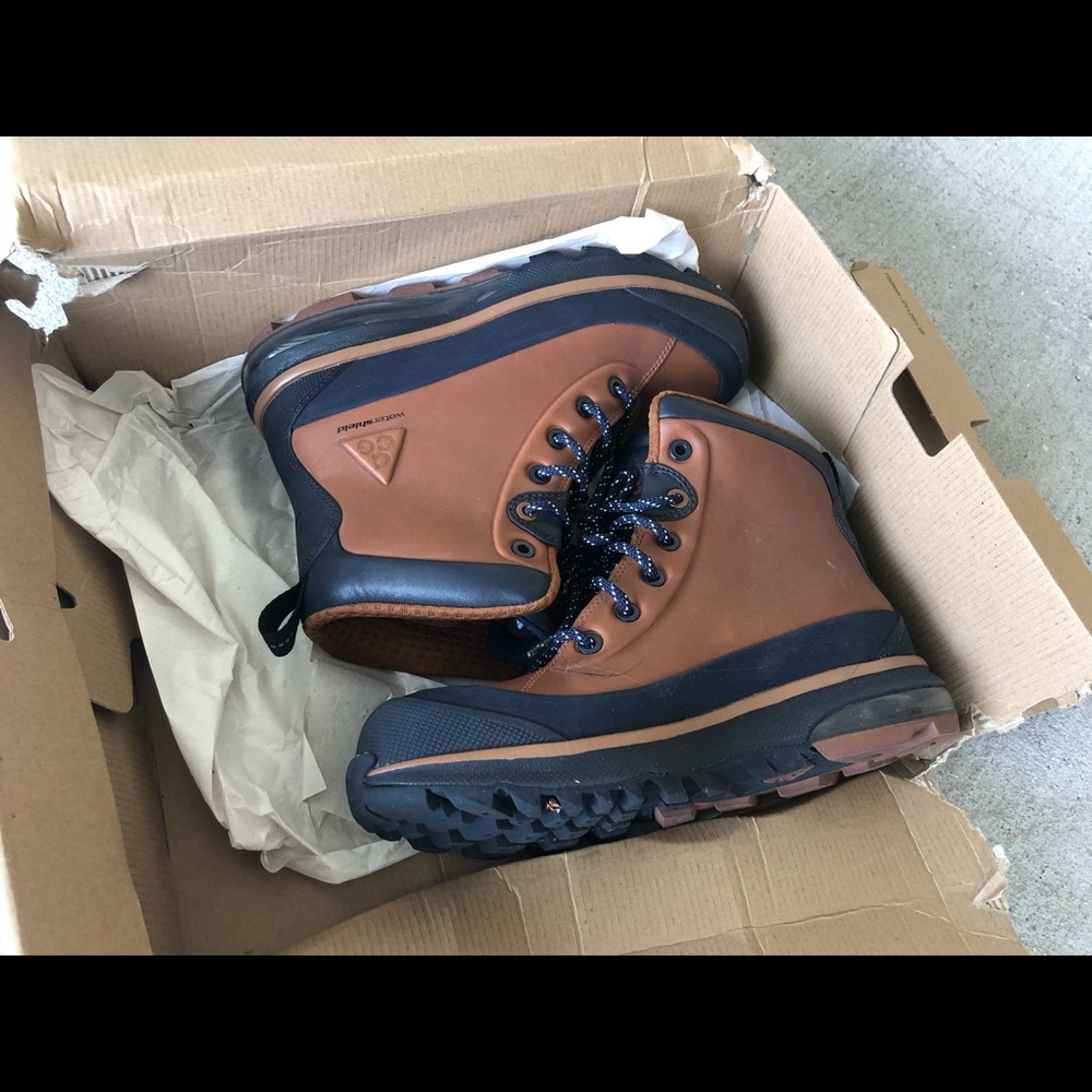 Nike Boot men’s